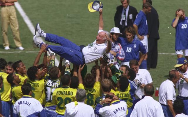 乐鱼体育全站-扎加洛与桑塔纳在巴西队境遇不同 帮佩雷拉夺冠