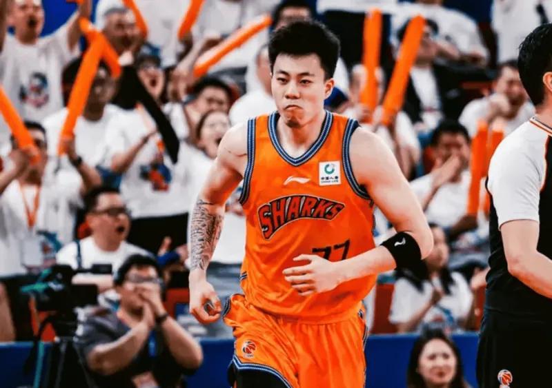 乐鱼体育官方网站-G1上海84-79山东 球员评价：3人优秀，3人及格，4人低迷